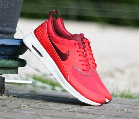 nike air max thea dunkelrot|nike air max thea boot.